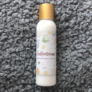 NWOT Shimmer Body Lotion